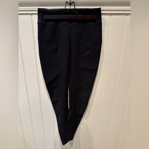 JOSEPH RIBKOFF Ladies Women's Size Small Black Pants  with Front Pockets